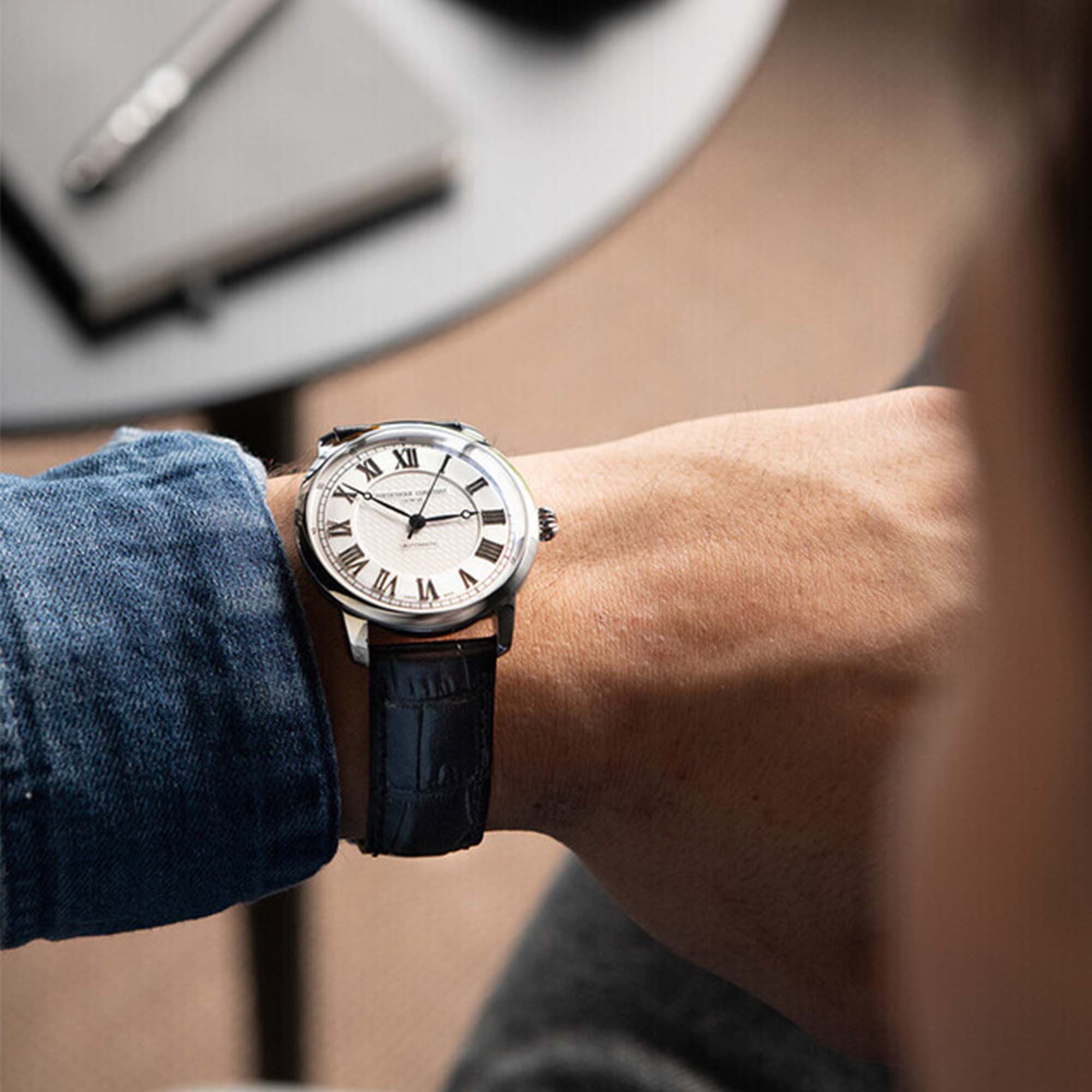 Classics Automatic 39 mm Stainless Steel Frederique Constant